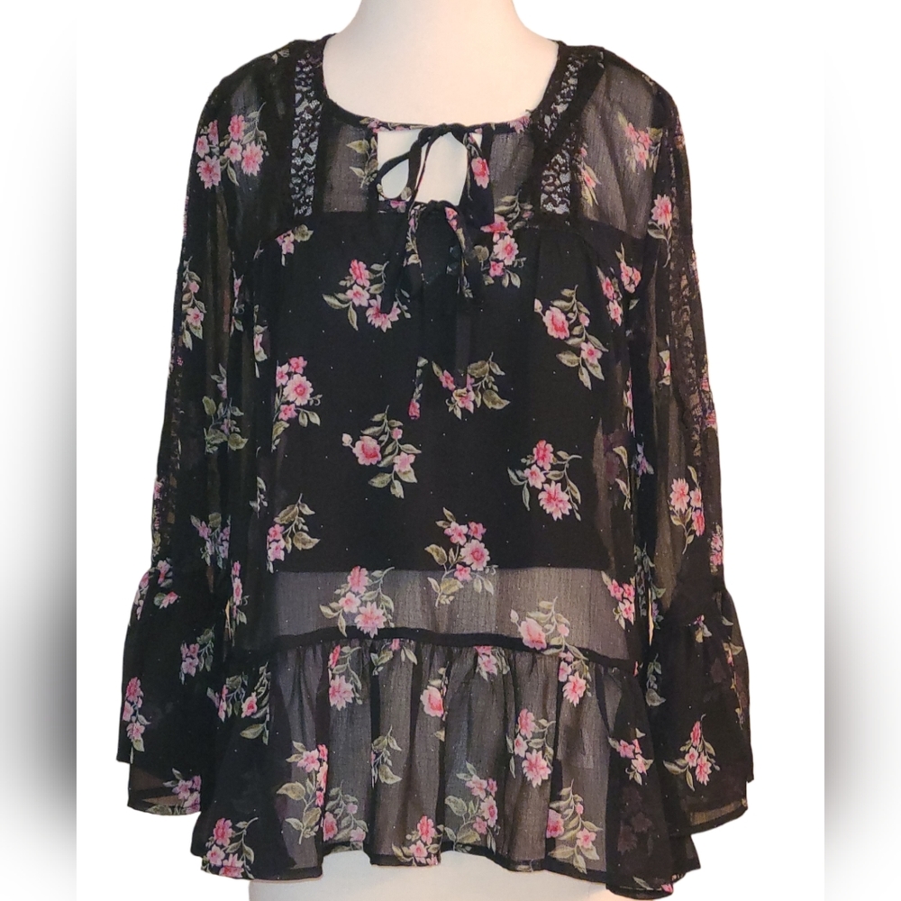 American Eagel outfitters size SP black top